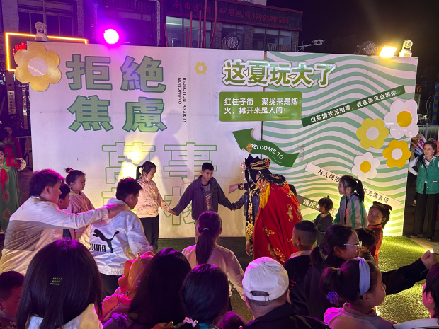 Honeyview_石嘴山市大武口区红柱子特色商业街2.jpg Honeyview_石嘴山市大武口区红柱子特色商业街2.jpg